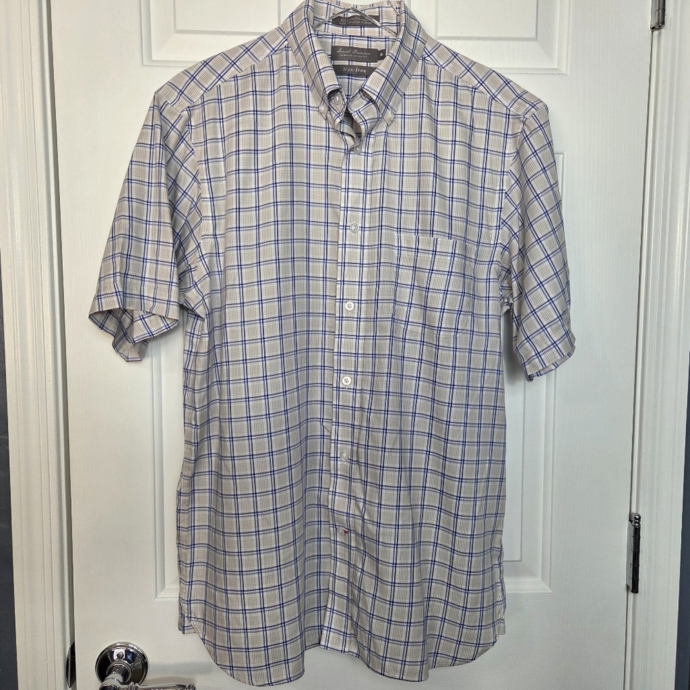 Daniel Cremieux Signature Collection Men's Medium Short Sleeve Button Down Shirt